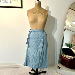 GAP Women’s Blue Chambray Long Wrap Skirt Sz S